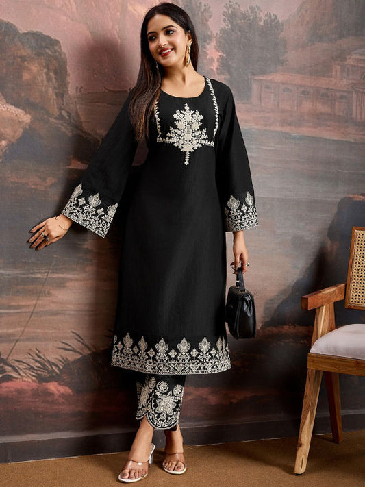 Floral Embroidered Flared Sleeves Round Neck Straight Kurta With Trousers