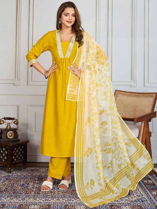 Women Printed Anarkali Kurta & Trouser With Dupatta Kurta Sets