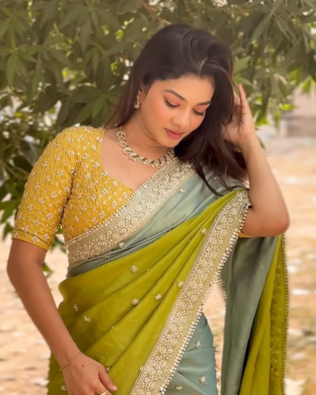 SAREE